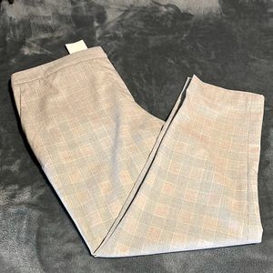 Grey plaid pant